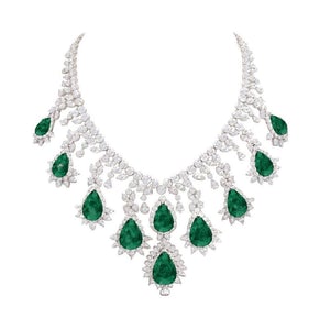 Large Green Emerald & White Diamonds 228.35 Carats